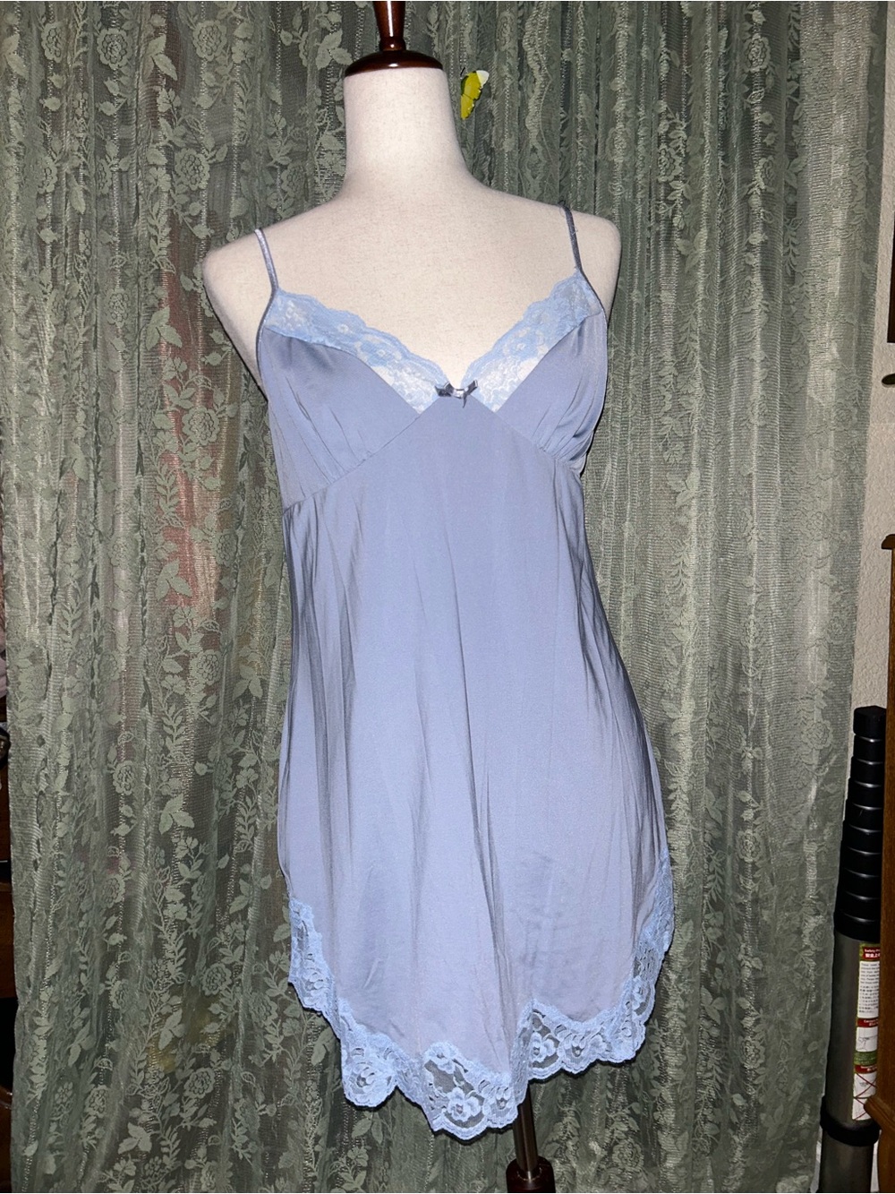 Victorias Secret Light Ash Blue Lace Trim Slip Nightdress